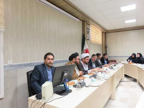 دیدار امام جمعه  محترم  شهرستان آذرشهر با همکاران شبکه بهداشت و  درمان به مناسبت هفته سلامت